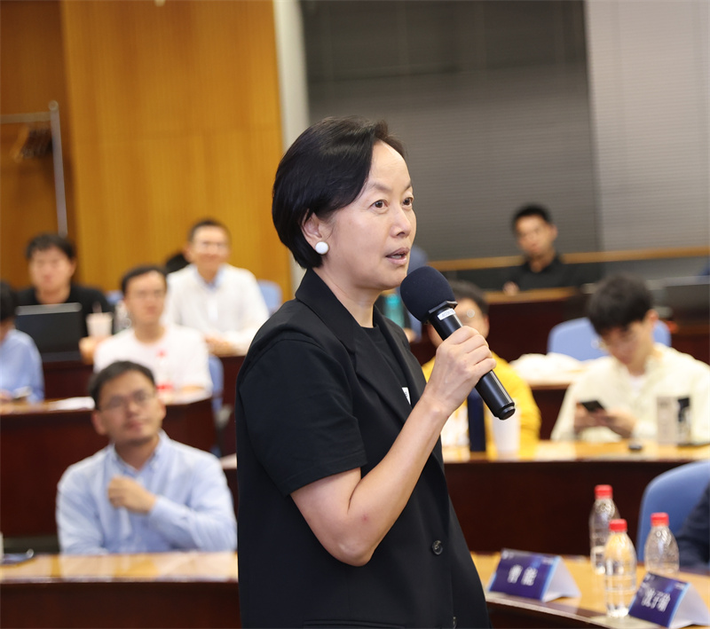 星纪魅族集团董事长沈子瑜分享创业智慧 激励年轻人成为未来科技领袖