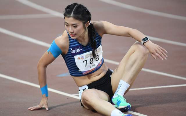 吴艳妮刷新赛季最好成绩仅获第10 奥运冠军夺冠