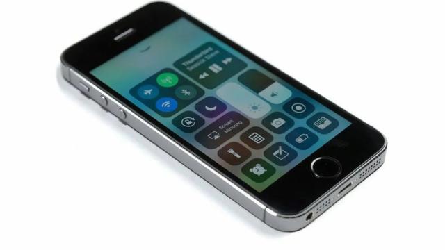 良心！苹果发布iOS更新，这台“古董”iPhone竟然也能升级？