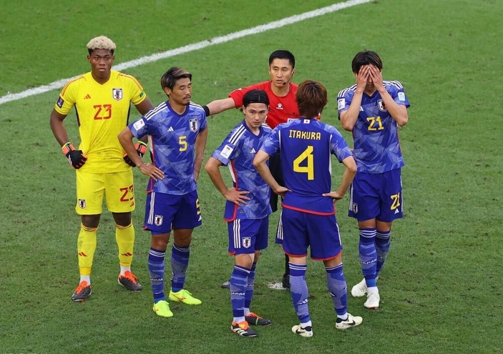 韩国媒体脸疼吗？中国足球元素进亚洲杯决赛，韩国男足却提前回家